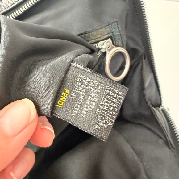 ‼️SOLD ‼️Vintage FENDI Holographic Patent Leather Tote | Silver Logo Charm - Picture 6 of 9